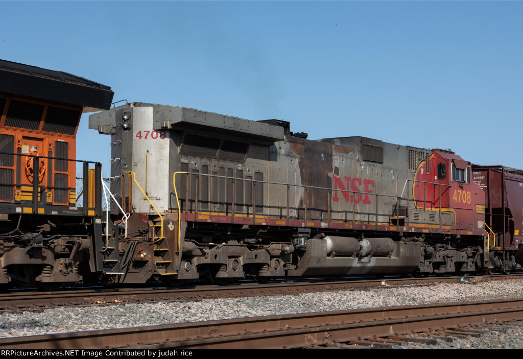 BNSF 4708